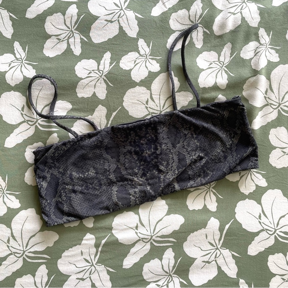 Acacia Sage Python Top